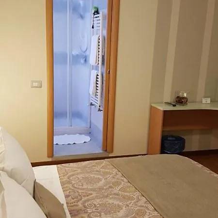 Moniga 3* Desenzano del Garda