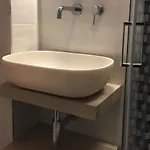 Moniga Hotel 3*