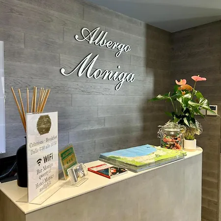 Moniga 3* Desenzano del Garda